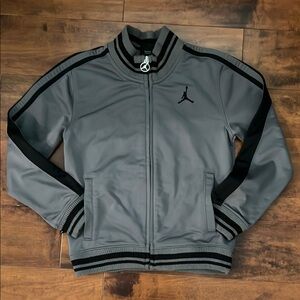 Boys Jordan Gray Full-zip Sweatshirt - Size 7 EUC